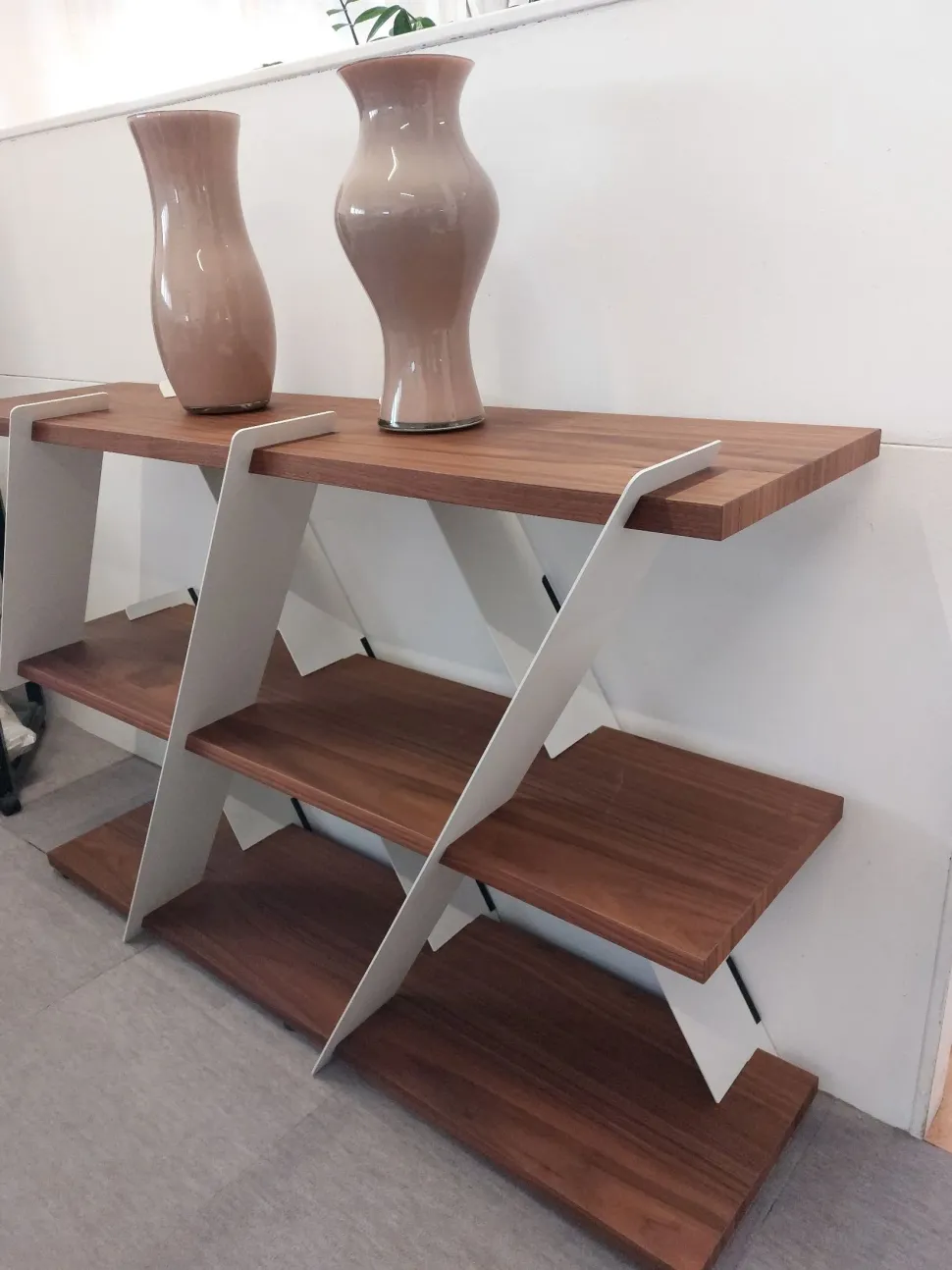 Scopri Castle di Tonin Casa: una libreria in legno a prezzo Outlet!