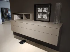 Scopri il comodino Sangiacomo Ecletto, laccato opaco a prezzo scontato!