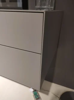 Scopri il comodino Sangiacomo Ecletto, laccato opaco a prezzo scontato!