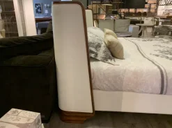 Scopri il Letto Matrimoniale Privilege: Collezione Esclusiva con un Ribasso Imperdibile!