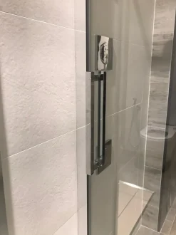 Scopri il Mobile Bagno A terra Glass design Fluida fw con sconto!