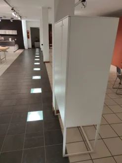 Scopri il Mobile Bagno A Terra Artigianale a prezzi vantaggiosi!