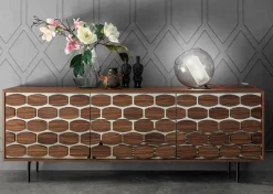 Scopri il mobile soggiorno modello Honey di Tonin casa a prezzo Outlet! Una scelta di stile per l'architetto moderno.