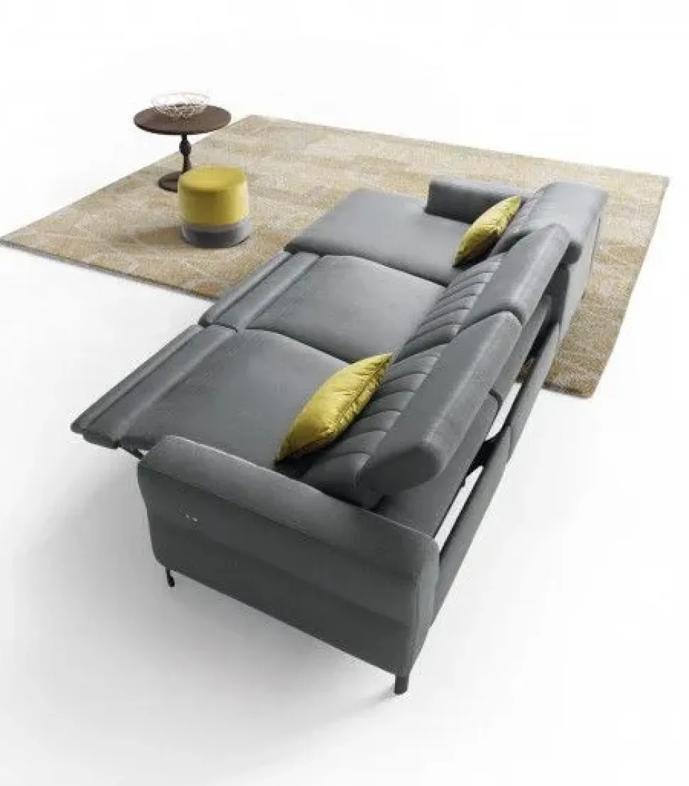 Scopri il prezzo del Divani letto con penisola Egon Le comfort nell'immagine