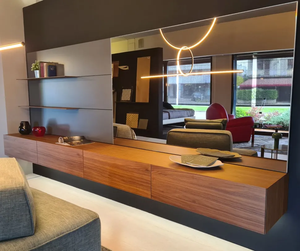 Scopri il prezzo della parete attrezzata Modulart di Presotto