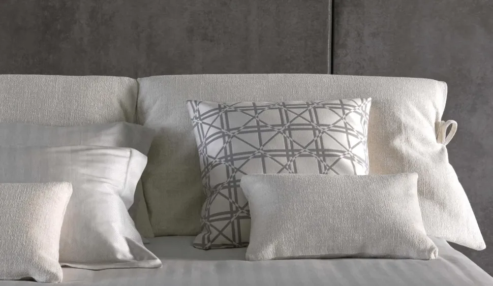 Scopri il prezzo di questo letto Nathalie di Flou