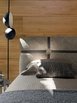 Scopri il prezzo di questo letto New  bond di Flou