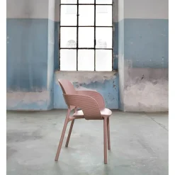 Scopri il prezzo riservato della sedia modello Hug con braccioli di Scab!