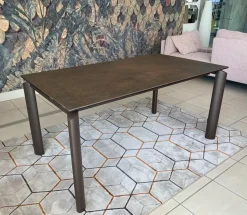 Scopri il Tavolo Circle di Zamagna! Richiedi il prezzo riservato!