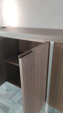 Scopri Irving di Molteni&C: madia moderna a prezzo scontato! Acquista ora!