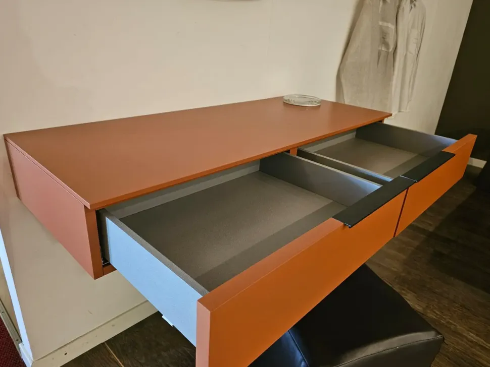 Scopri la consolle Aria Adok a prezzi convenienti