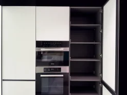 Scopri la cucina Artematica vitrum di Valcucine in OFFERTA OUTLET