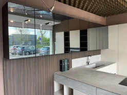 Scopri la cucina Atelier moderna in altri colori con penisola Aster scontata del 60%!