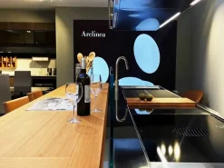 Scopri la cucina Italia/convivium di Arclinea in OFFERTA OUTLET