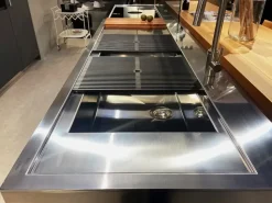 Scopri la cucina Italia/convivium di Arclinea in OFFERTA OUTLET