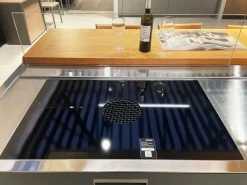 Scopri la cucina Italia/convivium di Arclinea in OFFERTA OUTLET