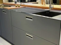 Scopri la cucina Italia/convivium di Arclinea in OFFERTA OUTLET