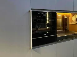 Scopri la cucina Italia/convivium di Arclinea in OFFERTA OUTLET