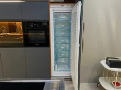 Scopri la cucina Italia/convivium di Arclinea in OFFERTA OUTLET