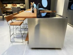 Scopri la cucina Italia/convivium di Arclinea in OFFERTA OUTLET