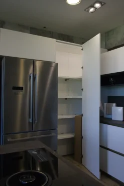 Scopri la cucina moderna ad isola Delinea di Scavolini a prezzo scontato!