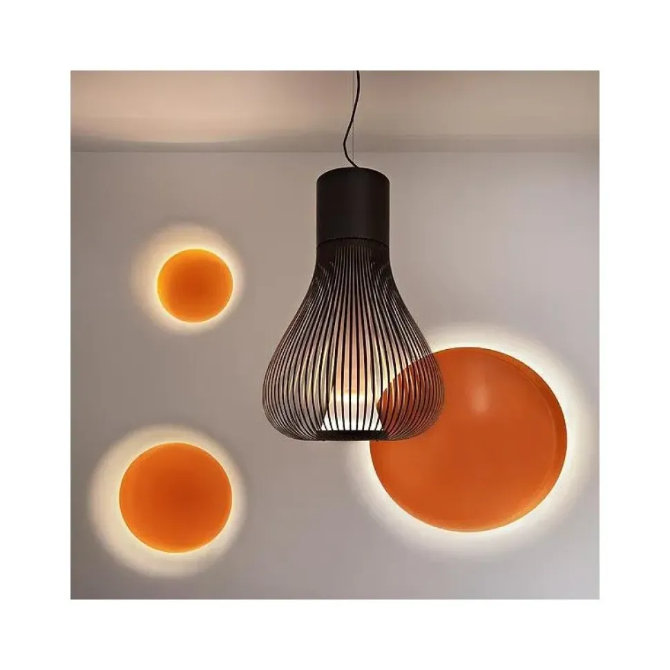 Scopri la Lampada a Sospensione Chasen di Flos a prezzo scontato. Non perdere l'occasione!