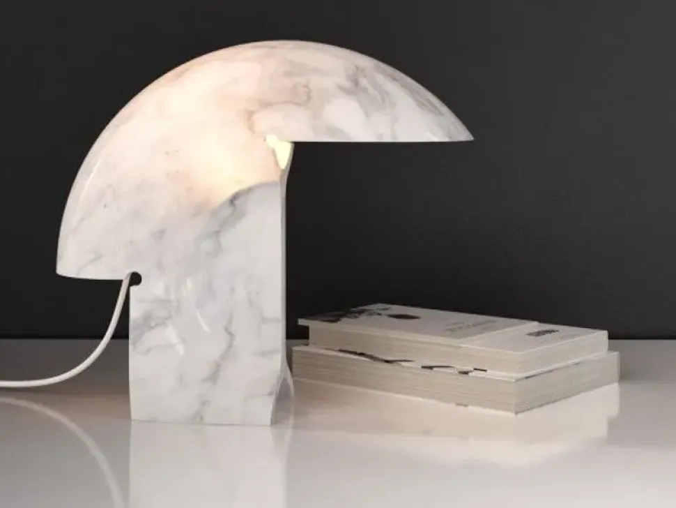 Scopri la Lampada da Tavolo Biagio Flos a prezzo Outlet! Acquistala ora per aggiungere stile al tuo arredamento!