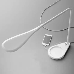 Scopri la Lampada da tavolo Kinx Fontana Arte a prezzo scontato!