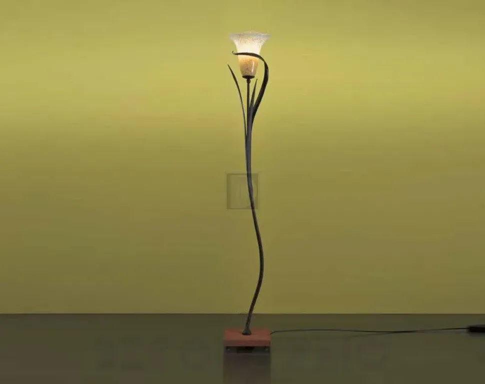 Scopri la Lampada da terra Classica Art.1610 Banci con sconto!