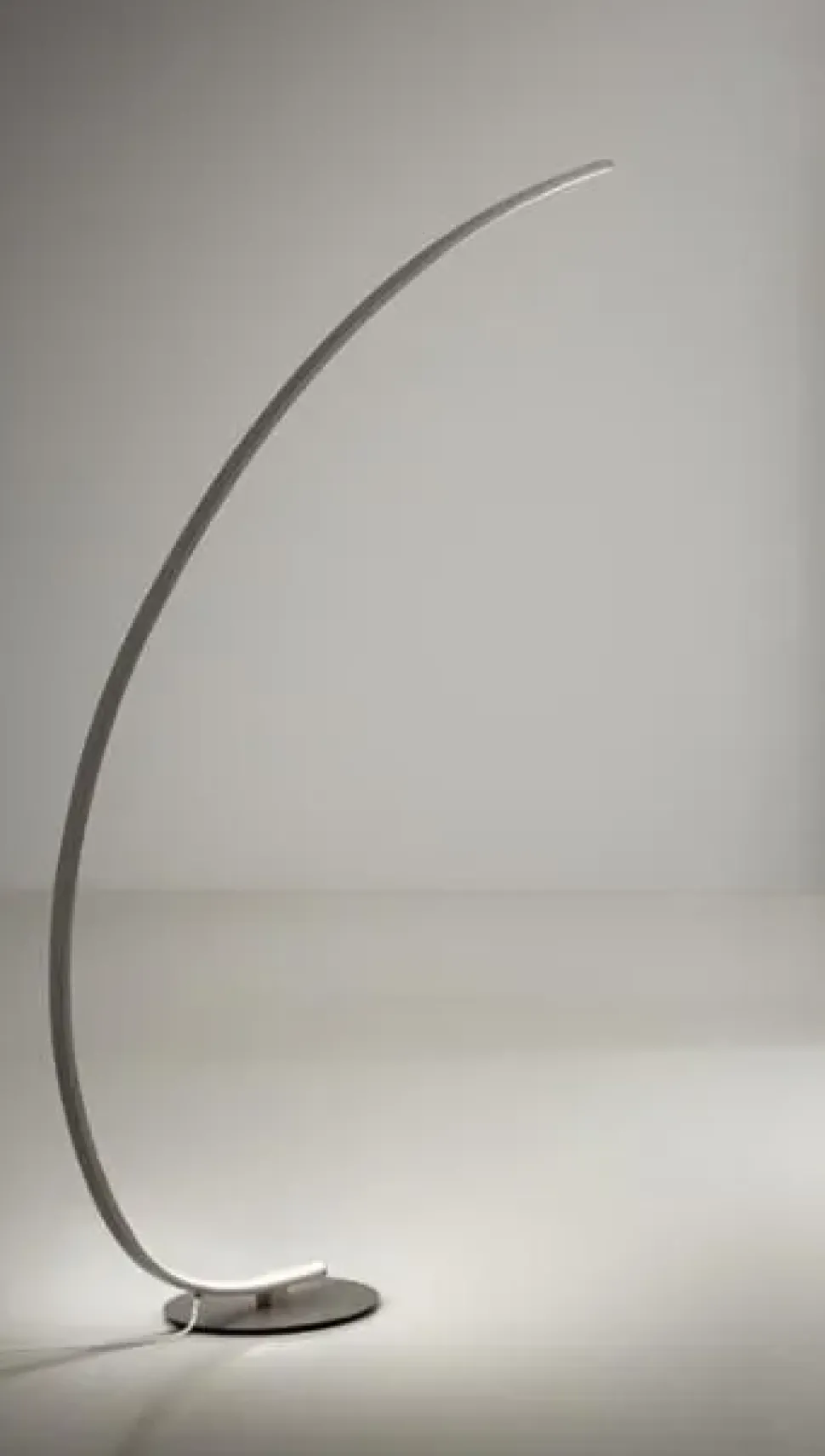 Scopri la Lampada Iole di Gea Luce: collezione esclusiva in OFFERTA OUTLET!