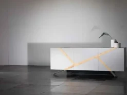 Scopri la Madia di Artigianale in legno Kappa a prezzo scontato! Un'occasione imperdibile per arredare con stile.