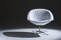 Scopri la poltrona Krokus Kastel a prezzi outlet! Acquista ora!