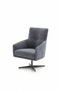 Scopri la poltroncina Elodie Mottes Selection in tessuto, un'idea di stile firmata da un grande architetto! Prezzo scontato.