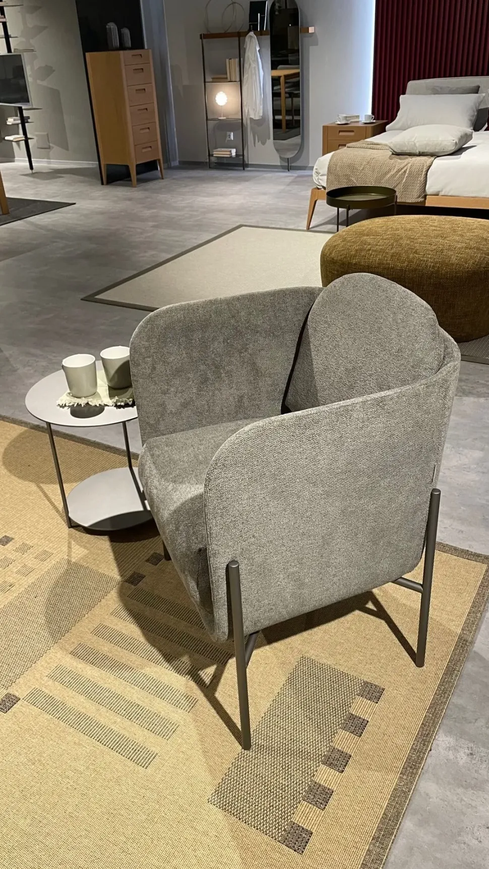 Scopri la Poltroncina Haiku di Novamobili a prezzo scontato!