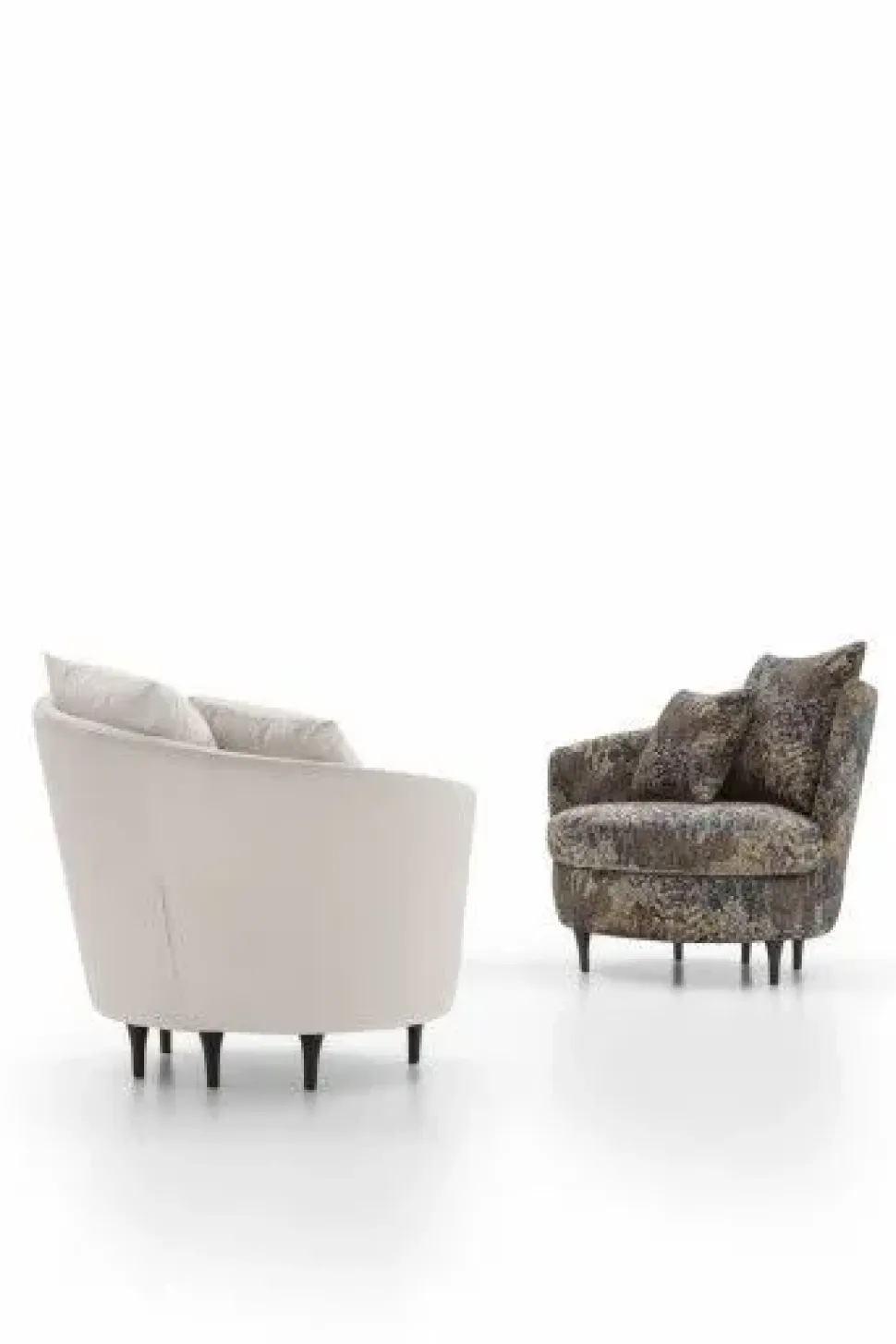 Scopri la Poltroncina Privè Mottes Selection scontata! Un progettista interni saprà come abbinarla al tuo stile.