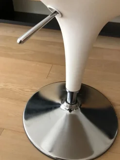 Scopri la Sedia Bombo Magis con sconto! Acquista ora!