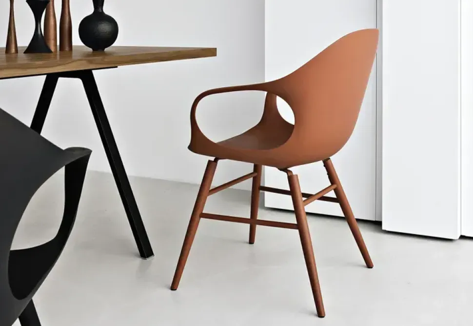 Scopri la sedia Elephant di Kristalia, ora con uno sconto del 30%.