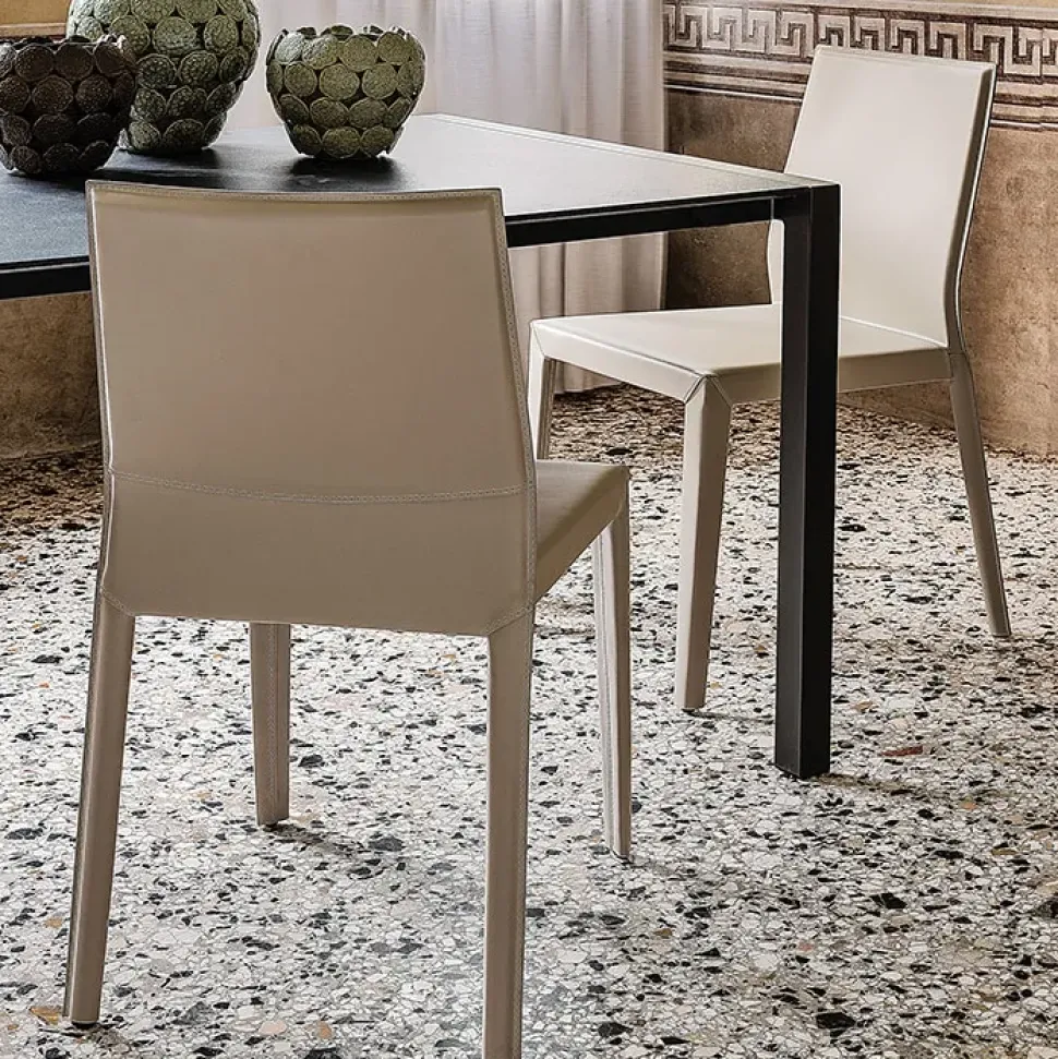 Scopri la sedia Margot di Cattelan Italia: richiedi ora il prezzo!