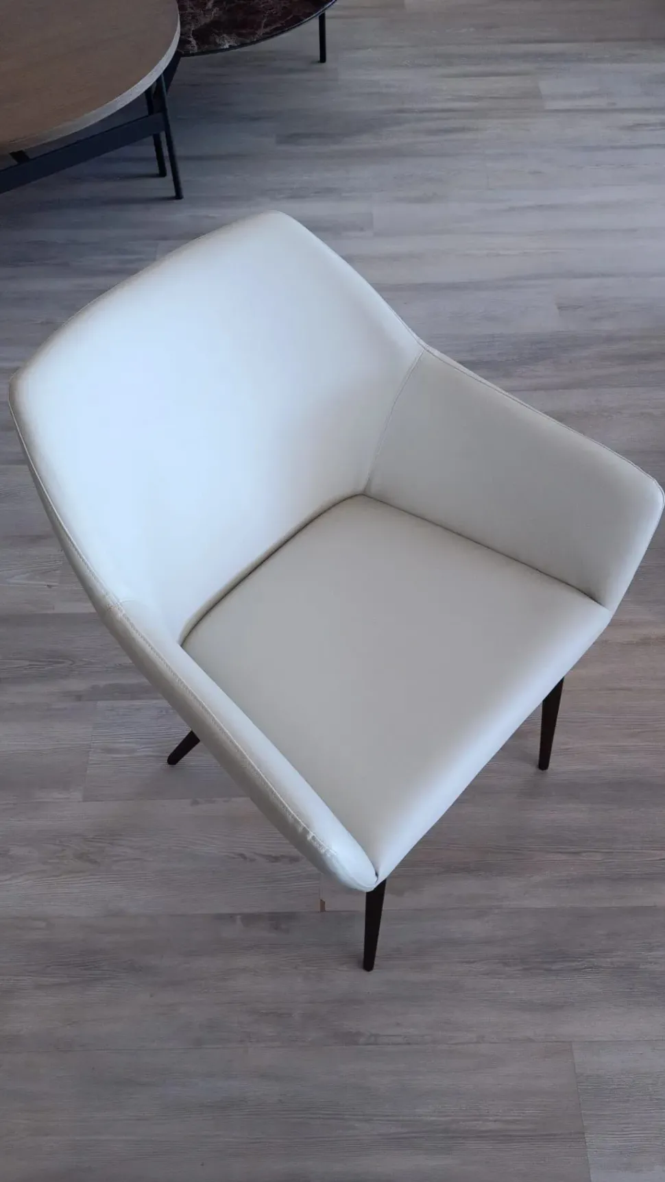 Scopri la sedia Trafic di Zamagna in offerta outlet -50%!