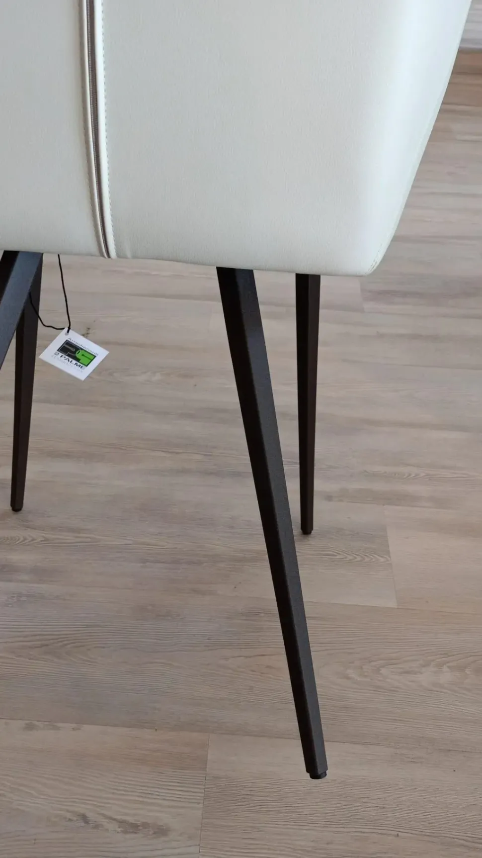 Scopri la sedia Trafic di Zamagna in offerta outlet -50%!