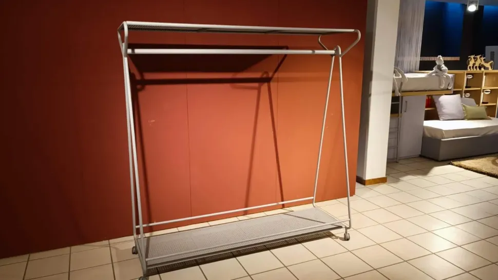 Scopri l'Appendiabiti Artigianale al prezzo scontato! Un design unico per arredare la tua casa.