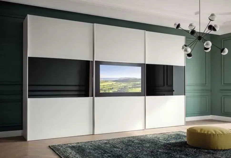 Scopri l'armadio moderno Giessegi con sconto imperdibile!