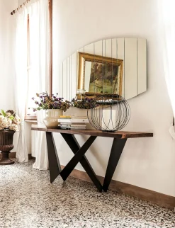 Scopri Westin consolle di Cattelan Italia sull'e-commerce! Prezzo riservato.