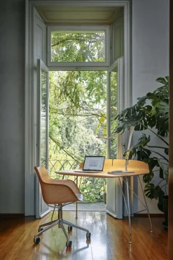 Scrivania direzionale Earl of wood Kartell a prezzo scontato