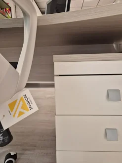 Scrivania direzionale in altro Kronos a marchio Zg mobili a prezzi convenienti