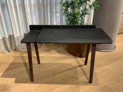 Scrivania direzionale Iren di Poltrona frau: richiedi ora il prezzo riservato