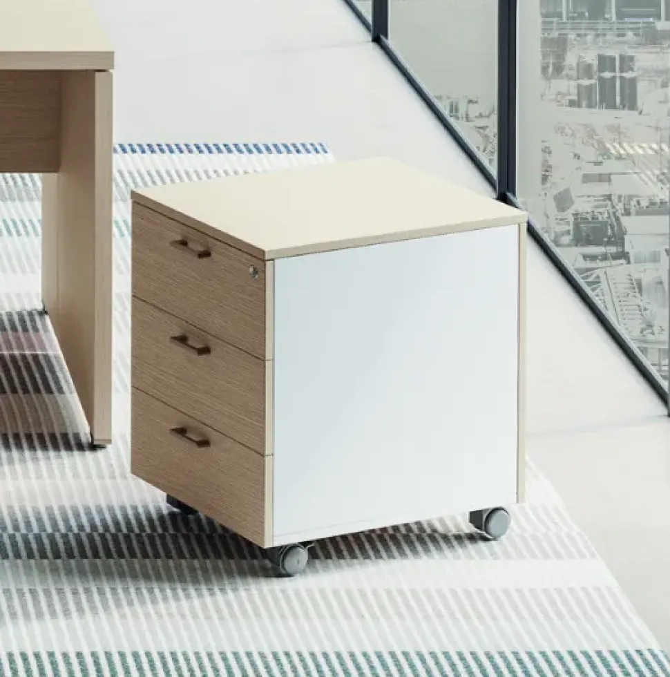 Scrivania direzionale modello Delta - composizione ufficio completo in legno ad un prezzo speciale