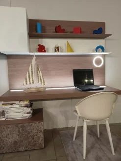 Scrivania modello Seta in laccato opaco ad un prezzo vantaggioso