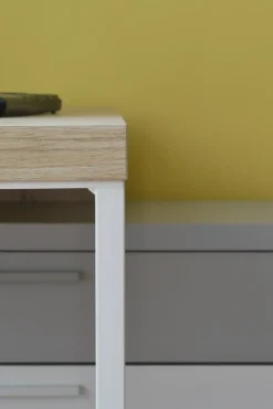 Scrivania operativa Scrivania archimede di Doimo cityline: richiedi il prezzo riservato