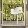 Sedia con braccioli Piuma Kartell a prezzo ribassato